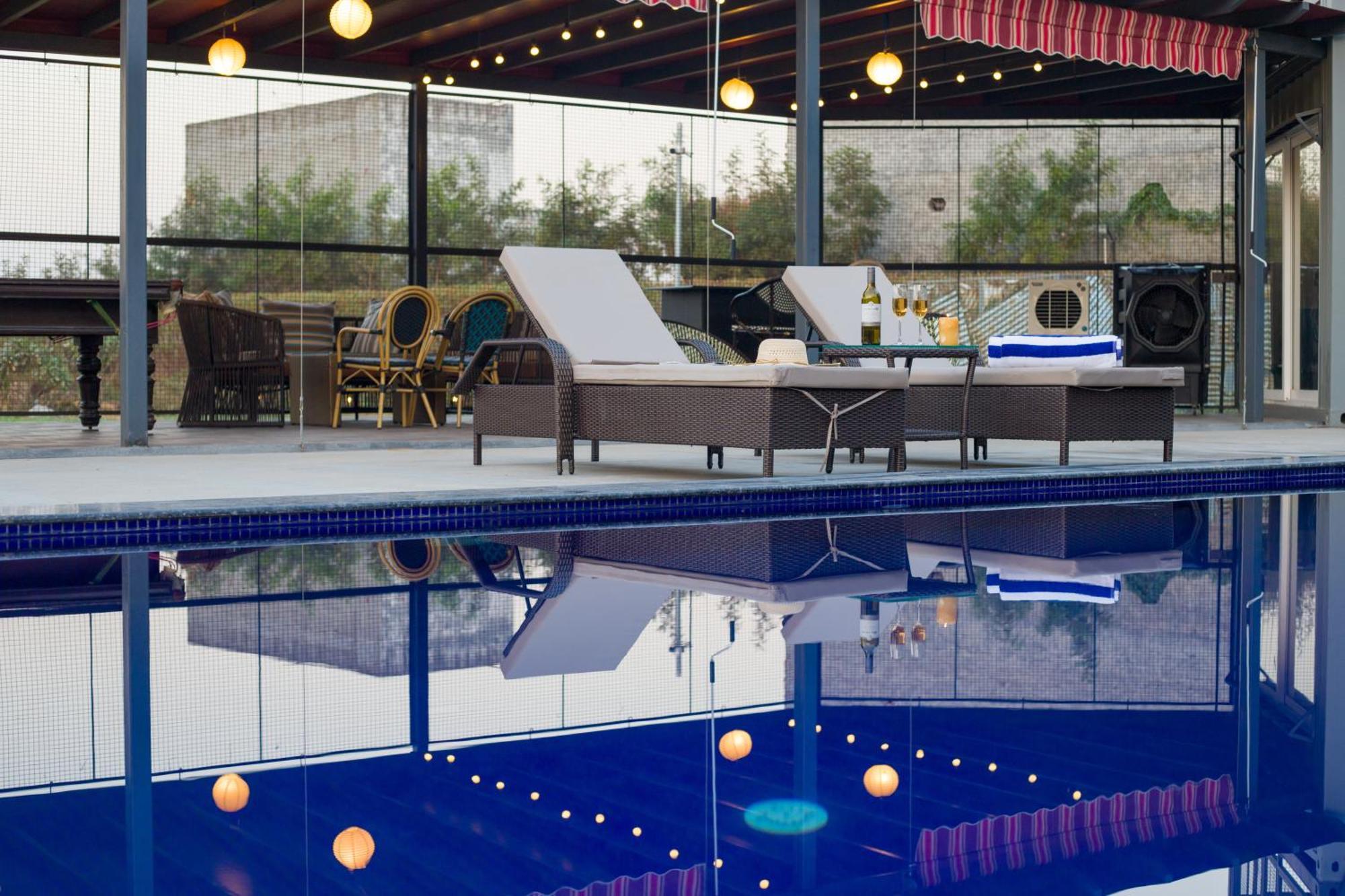 Elivaas Hidden Oasis 4Bhk With Pool, Mud House & Container House Villa Dhauj Luaran gambar